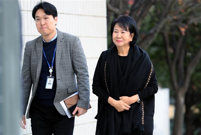 법정으로 향하는 손혜원 의원