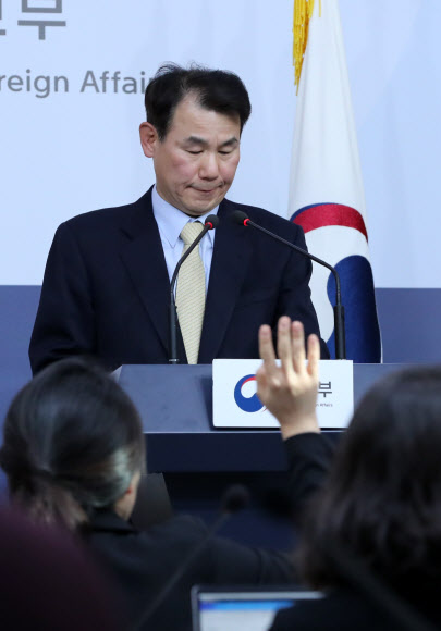 질문 받는 정은보 한미 방위비분담 협상 대사