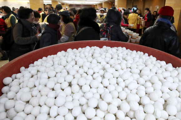 새알과 함께 동지 팥죽 나눔