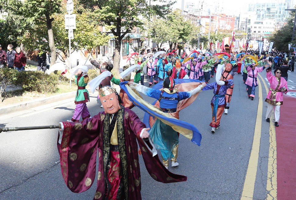 강감찬 축제 주민들의 전승행렬 퍼레이드  관악구 제공