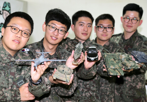 장병들이 만든 첨단무기들