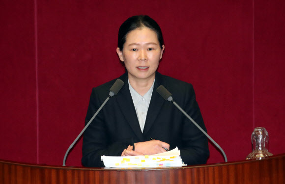 무제한 토론하는 권은희 의원