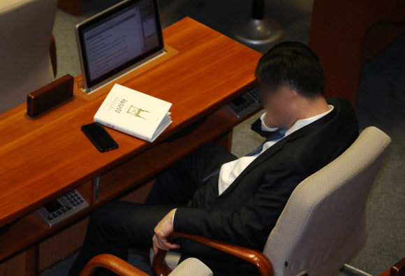 무제한 토론에 지친 의원