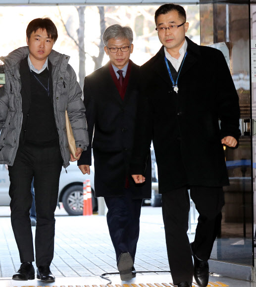 영장실질심사 출석한 송병기 울산시 경제부시장