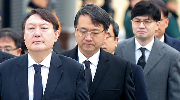 현충원 참배 나선 윤석열-강남일-한동훈