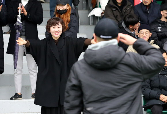 잠시 조국의 품으로