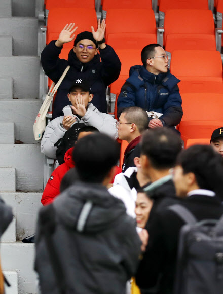 ‘건강히 다녀올게요’