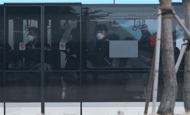 우한에서 돌아온 교민들