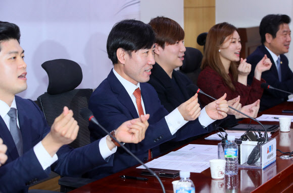 신종코로나 대응 인사법은?