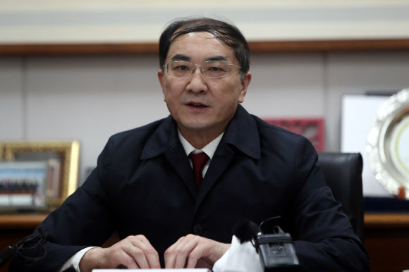 주중국총영사, 조선대에 자국 유학생 건강관리 당부