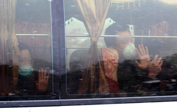 아산시민 평생 기억할게요 ! 2차 우한교민의 작별인사