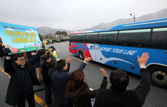 2차 우한교민들도 가족 품으로