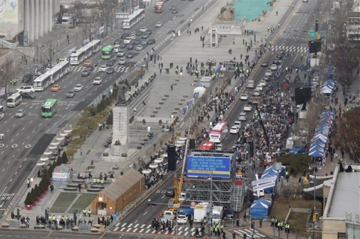 [수정본] 서울市 불허 방침에도 대규모 집회 연 범투본