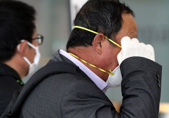 ‘이제 장갑은 기본’