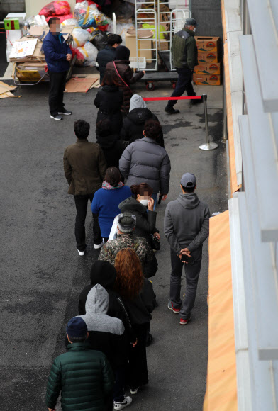 마스크 구입 행렬