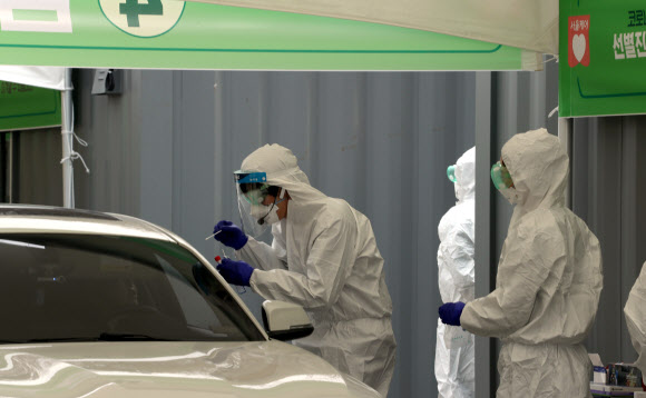 차 안에서 검사받으세요