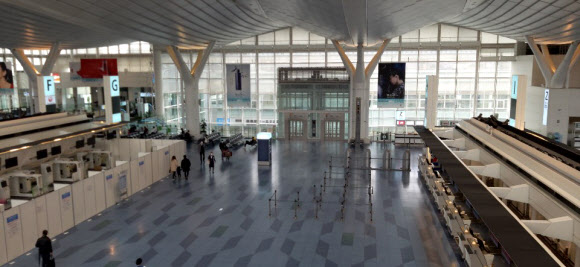 일본 하네다 공항 ‘썰렁’