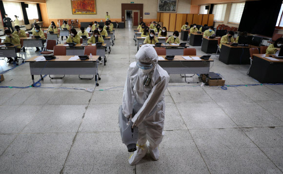 구청 콜센터도 방역 ‘비상’