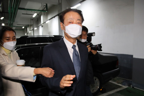 최고위 참석하는 한선교 대표