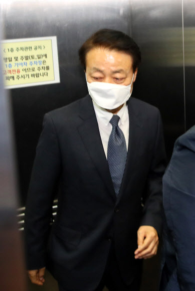 최고위 참석하는 한선교 대표