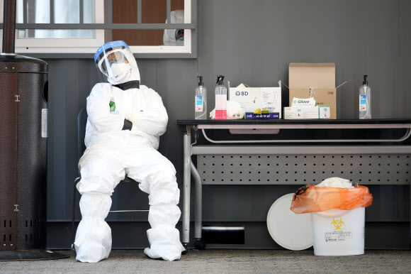 그래도 우리가 있어야...