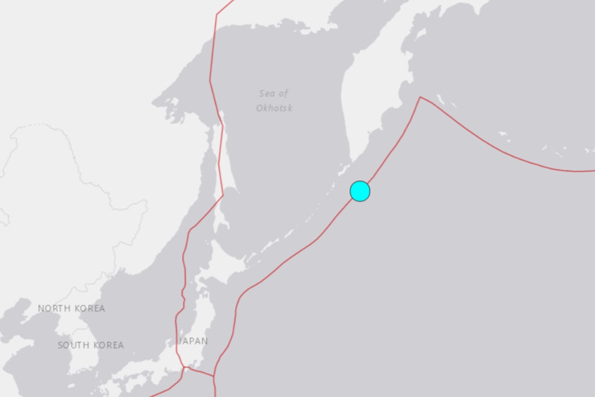 러시아 쿠릴열도 인근 해역서 규모 7.5 지진…”쓰나미 경보”  미국 지질조사국(USGS)