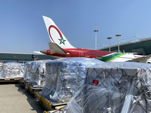 모로코로 운송될 코로나19 관련 한국 의료품