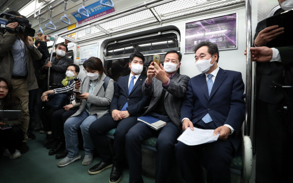 이낙연 위원장, ‘부산 시민과 함께’