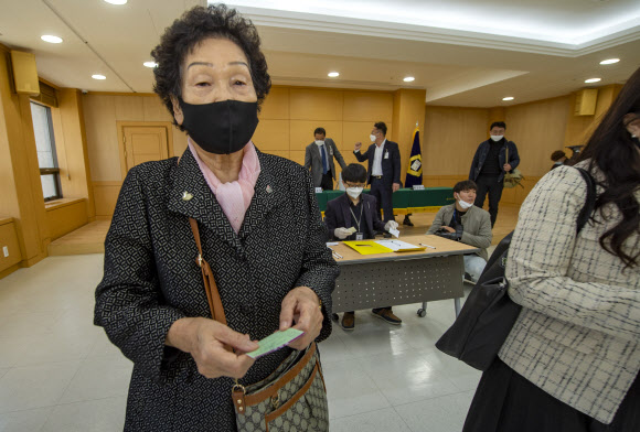 전두환 재판 방청권 당첨된 시민