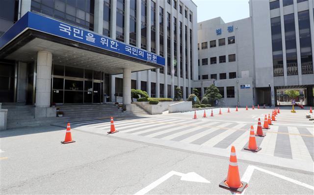 전두환 이동 동선 따라 세워진 라바콘