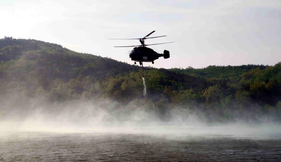 고성 산불 막바지 진화 안간힘