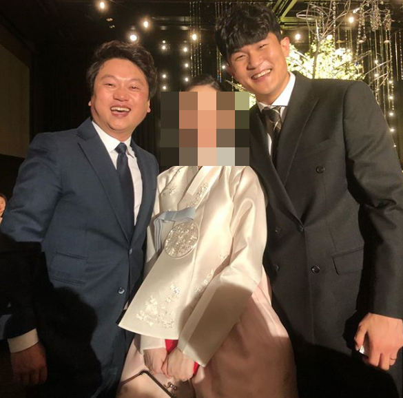 김민재 선수 결혼식에 참석한 박문성. 사진=인스타그램