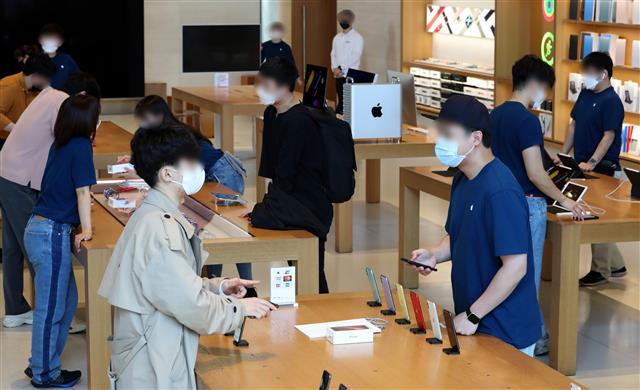 ‘아이폰SE 구입하고 싶어요’