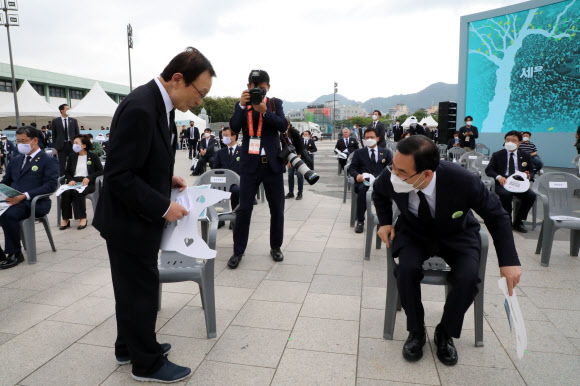5.18 민주화운동 기념식 참석한 여야 대표