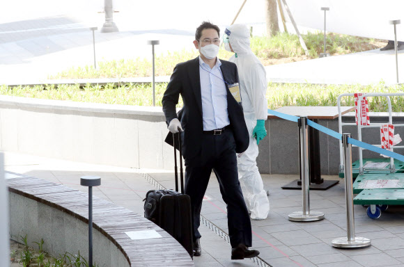 이재용 부회장, ‘코로나19 검사 결과 대기’