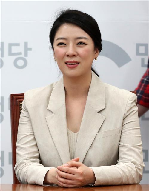 ë°°í˜„ì§„ ê¹€ì¢…ì¸ ëœ¨ë‚´ê¸° ì— ê¹€í˜„ì•„ ì†Œì‹ ì´ë©´ ëŒ€ë³€ì¸ì§ ë˜ì§€ê³  ë§í•´ ì¢…í•© ì„œìš¸ì‹ ë¬¸