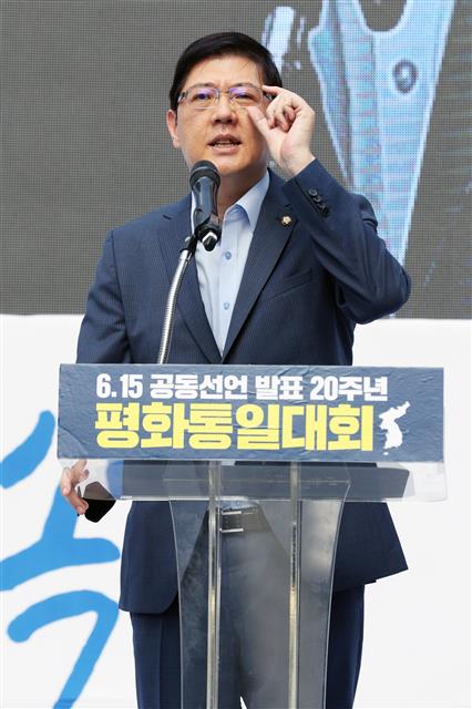 발언하는 김홍걸 의원