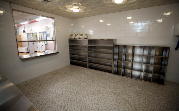 연평도 1호 대피소 취사실