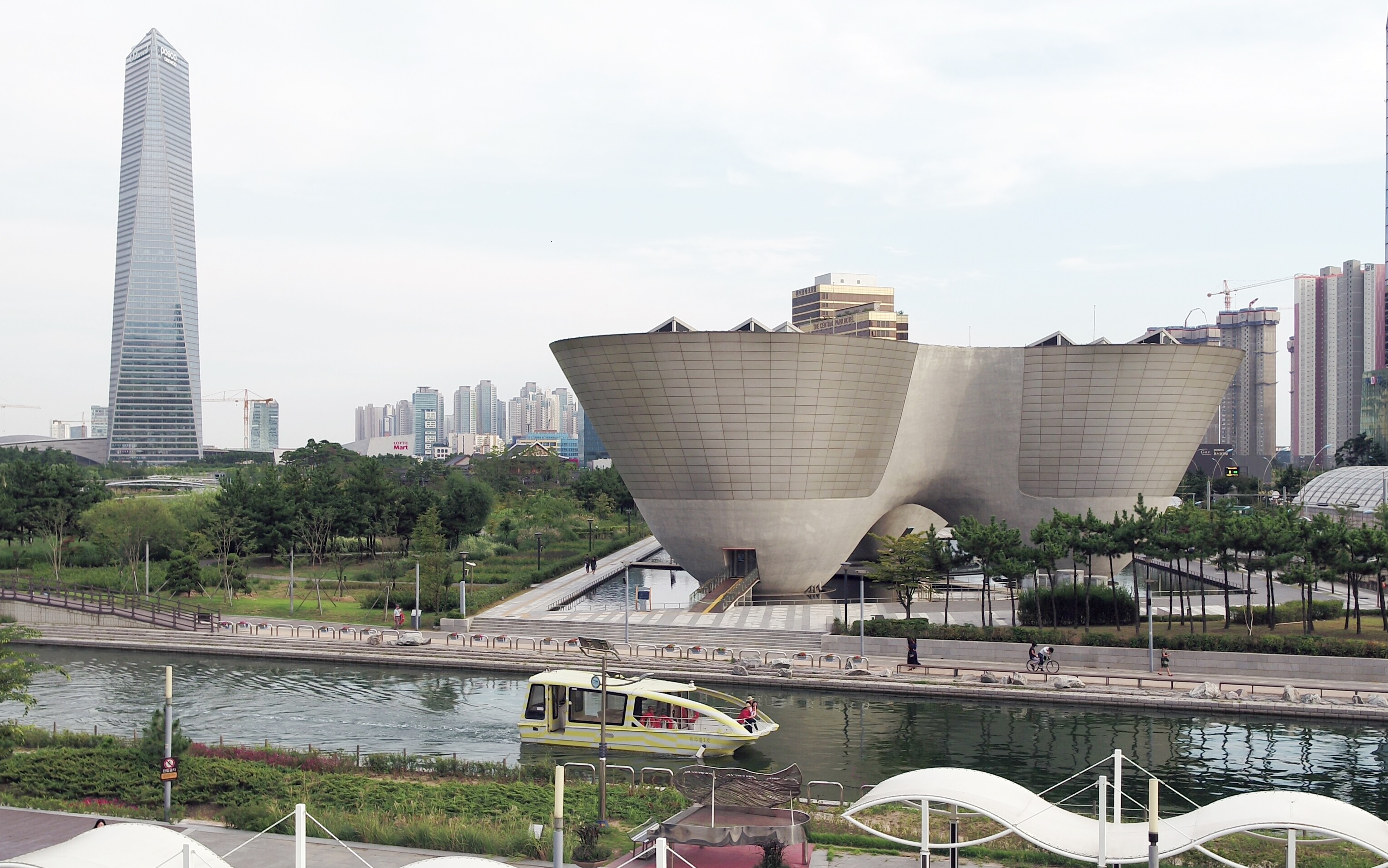 인천 송도 센트럴파크를 운행할 전기 동력의 수상택시 조감도(인천경제청 제공)