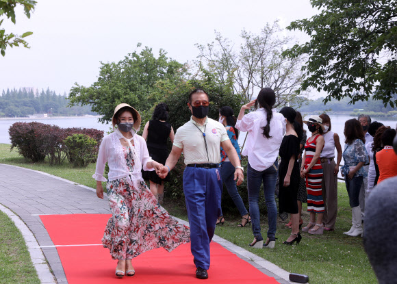 나도 이젠 시니어모델