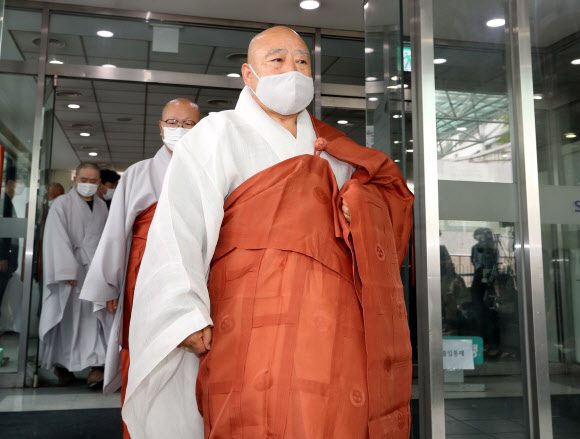 박원순 시장 빈소 찾은 조계종 총무원장