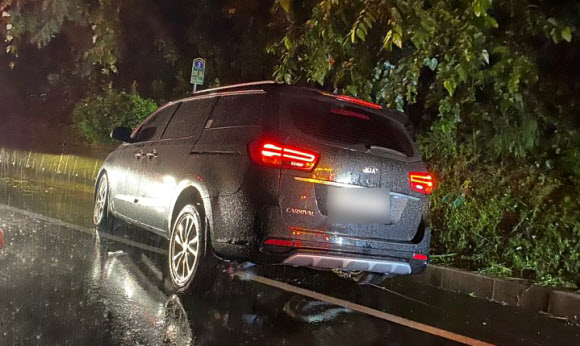 아이콘 멤버 김진환·구준회 빗길 교통사고