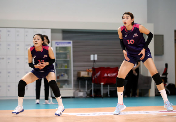 ‘날 따라해봐요 이렇게’