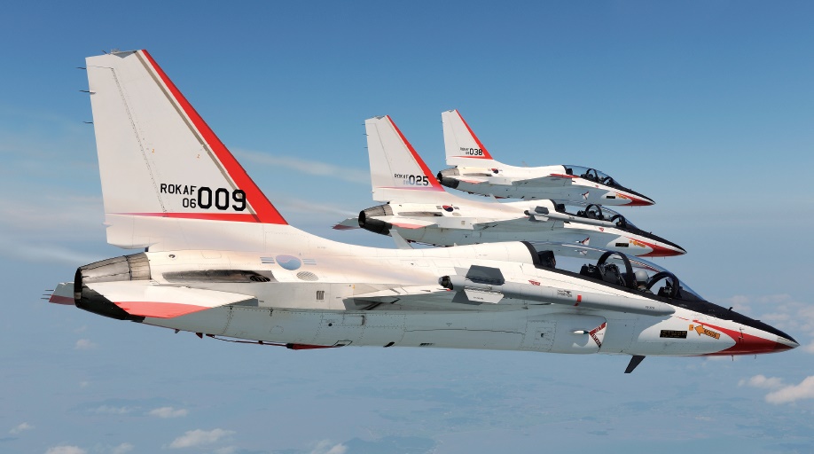T-50 고등훈련기로 고등비행 교육 과정을 진행하는 모습. 한국항공우주산업(KAI) 제공