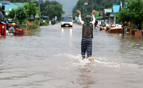 들어오지 마시오