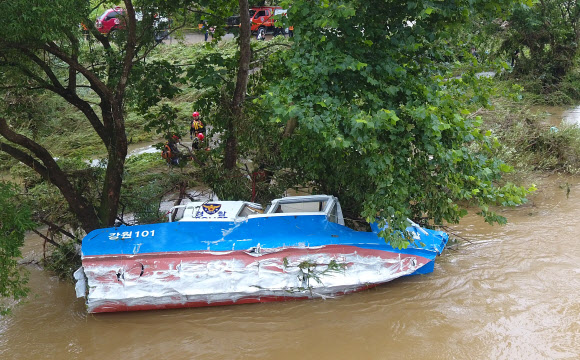의암댐 사고 경찰정 발견