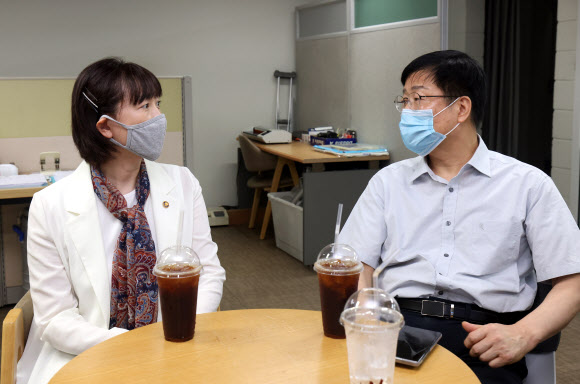 코로나19 관련 워터파크 현장 방문한 최윤희 제2차관