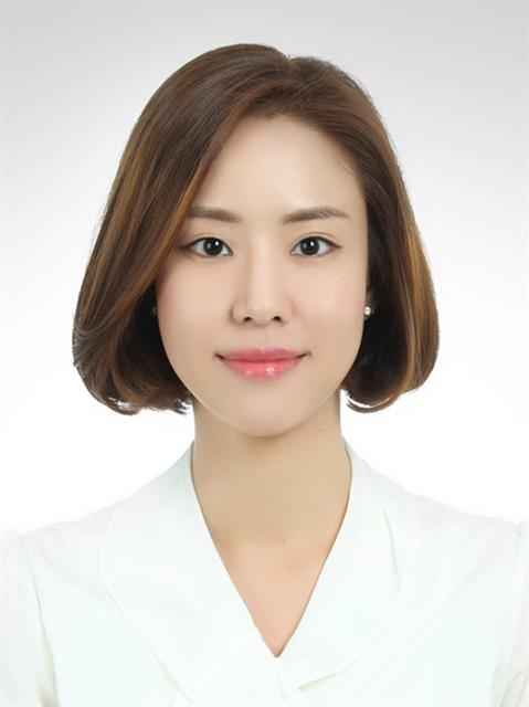 신융아 정치부 기자