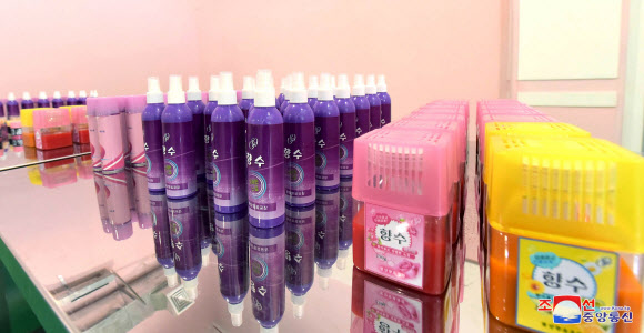 북한 평양향료공장