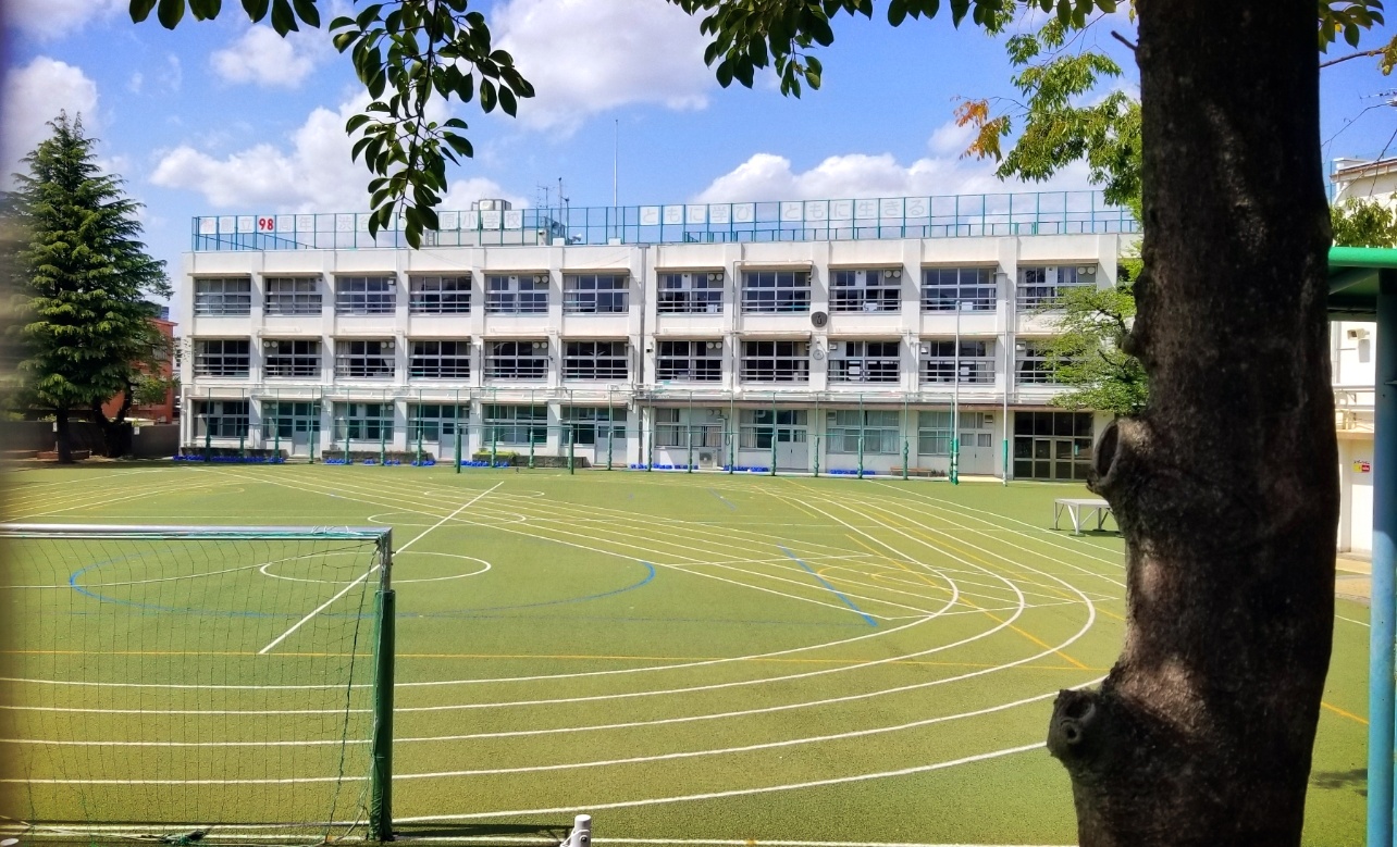 일본 도쿄도 시부야구의 한 초등학교.(이 사진은 기사의 특정사실과 관련이 없음) 도쿄 김태균 특파원 windsea@seoul.co.kr